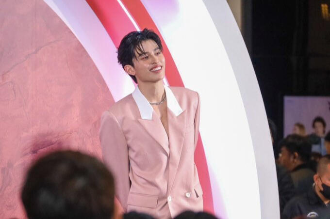 POND WITH BUALUANGxTOPS