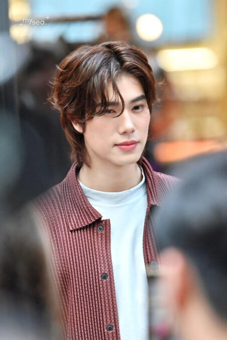 ISSEYMIYAKE X PHUWIN