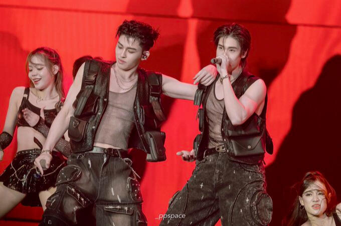 PONDPHUWIN LOVEMOSPHERE D1