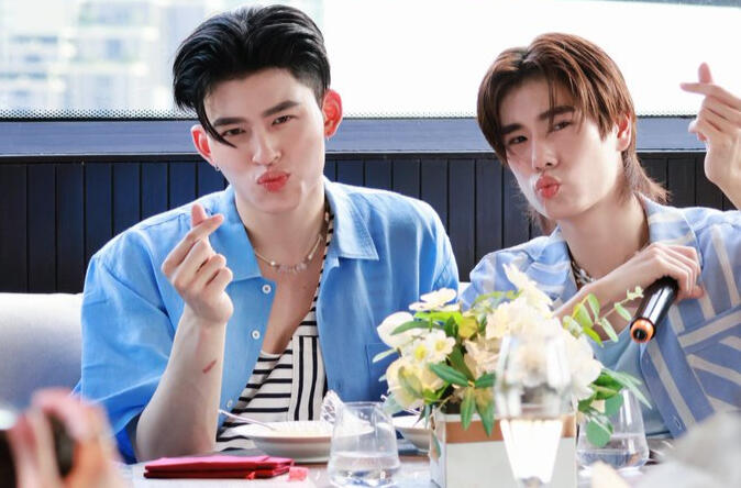 PONDPHUWIN WITH SKINTIFIC