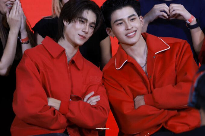 PONDPHUWIN WITH COKE