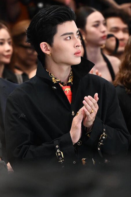 POND X VERSACE CENTRAL BEAUTY