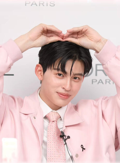 POND WITH LOREAL LIVE