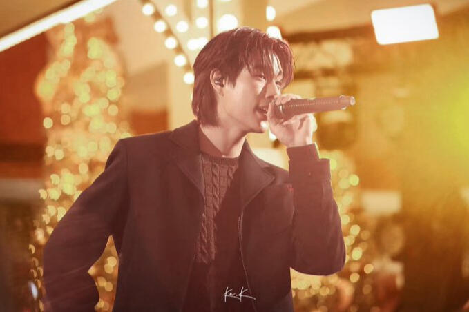 PHUWIN MOMENT CENTRAL